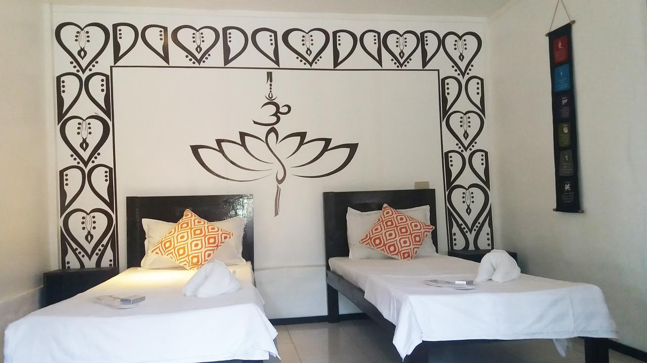 Peace & Love Beach Club Roxas  Esterno foto